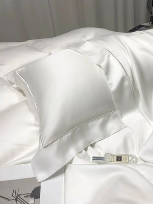 A등급 지불 기간 T/T 진짜 부드러운 100% 폴리에스터 만화 침대 뚜??  닦은 마이크로 섬유 침대 세트