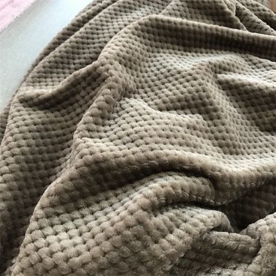 모든 계절 맞춤형 고형 사각형 플란넬 담요 300GSM 산호 털 소파 던지 담요