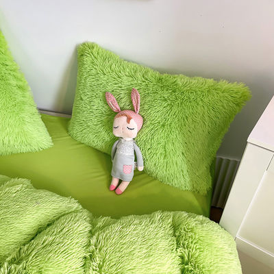 플러시 Shaggy Velvet Fluffy Bed Duvet Covers Set in Multi Color Custom Luxury Designs (다채로운 색상 사용자 지정 고급 디자인)