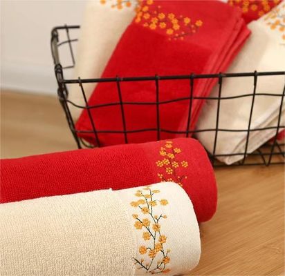 100% 순수한 면 직선 embroidered 부드러운 흡수 하우스 수건 모든 연령층에 이상적입니다