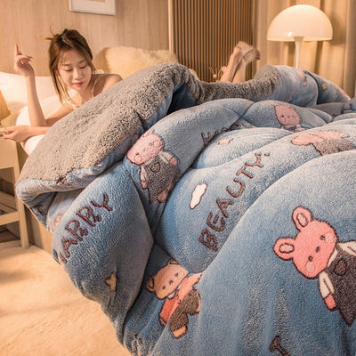 커스터마이즈 된 색상 부드러운 화학 섬유 쿼트 두꺼운 따뜻한 양털 침대 세트