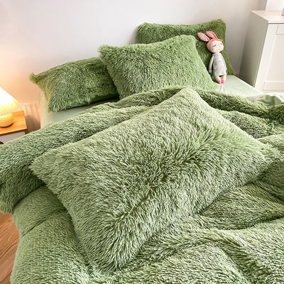 RTS Moss Green Color Luxury Shaggy Warm Mink Velvet Crystal 침실 세트 겨울용
