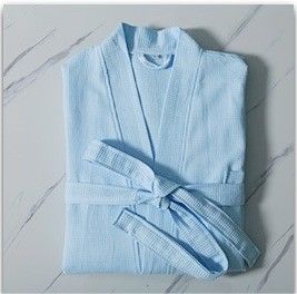 미용실 로고가 달린 바드로브는 고객님과 손님을 감동시킵니다.