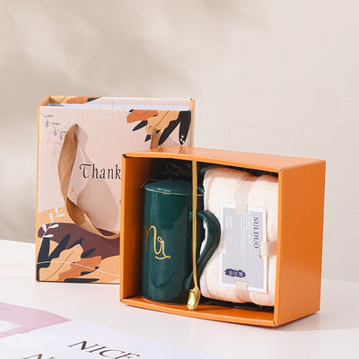 높은 미적 세라믹 머그 완벽한 결혼 기념품 및 모든 연령대의 휴일 선물